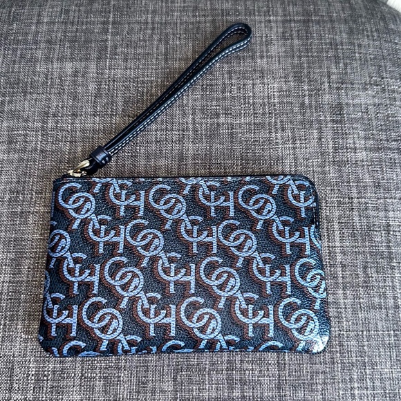 ⚡️FLASH SALE COACH Monogram Print Corner Zip Wristlet in Navy - Picture 1 of 13